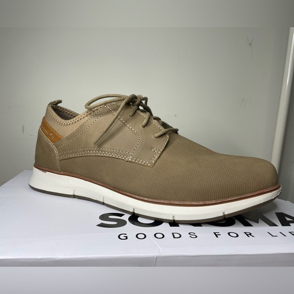 Men’s Oxford Sneakers - Picture 2 of 15